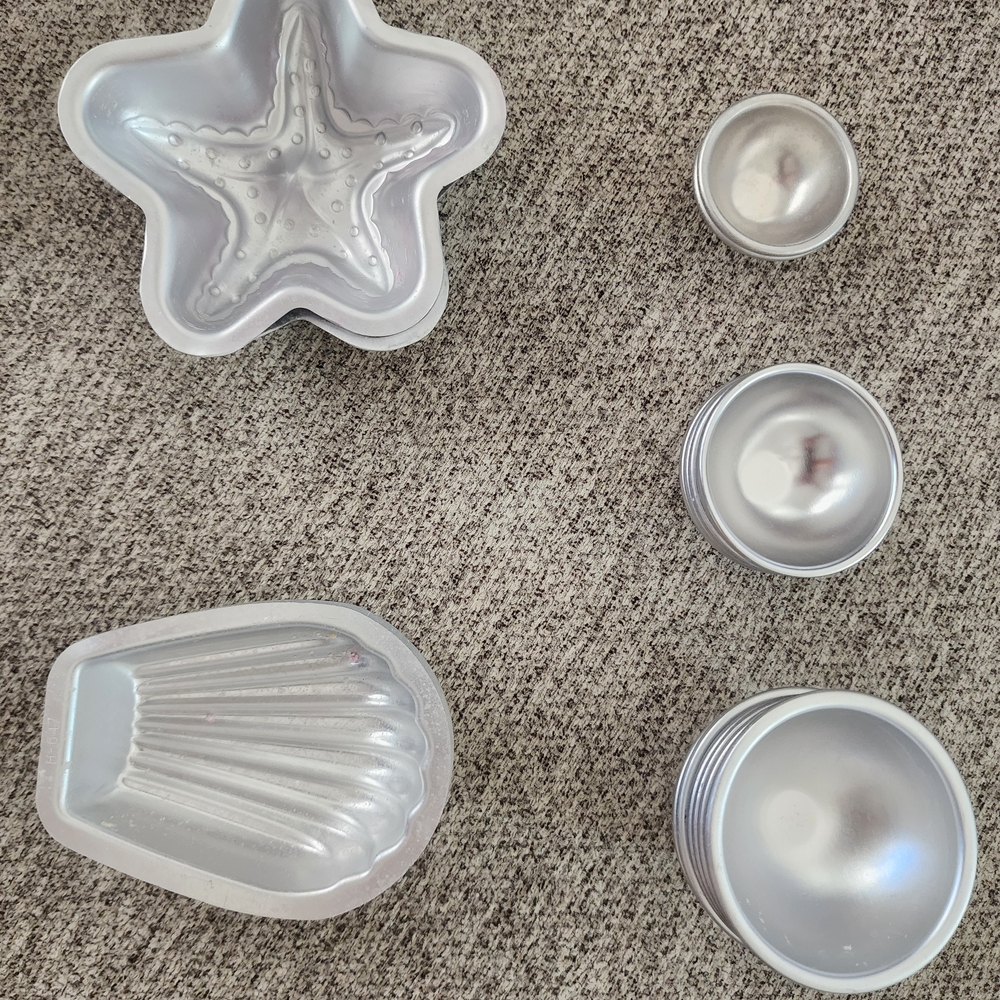 Silver Baking Molds Set